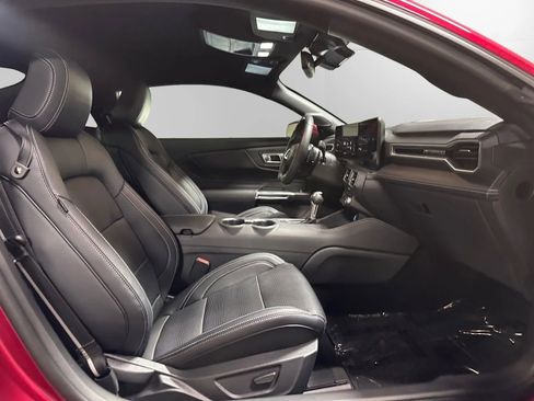 Used 2025 Ford Mustang GT Premium RWD image 22