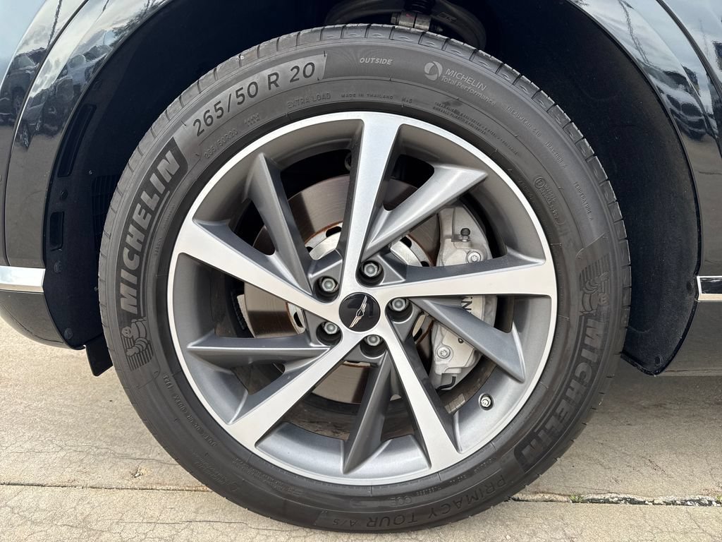 Used 2025 Genesis GV80 2.5T Advanced AWD/4WD image 11