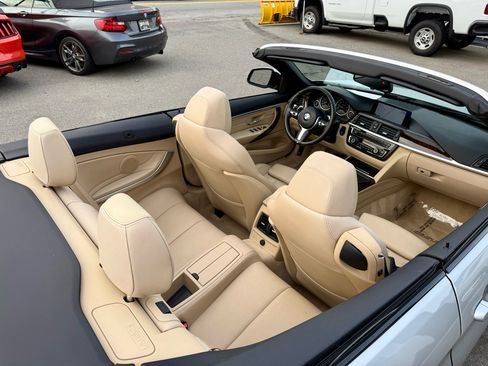 Used 2014 BMW 428i xDrive Convertible image 25