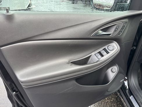 Used 2024 Buick Encore GX Avenir w/ Avenir Technology Package image 11