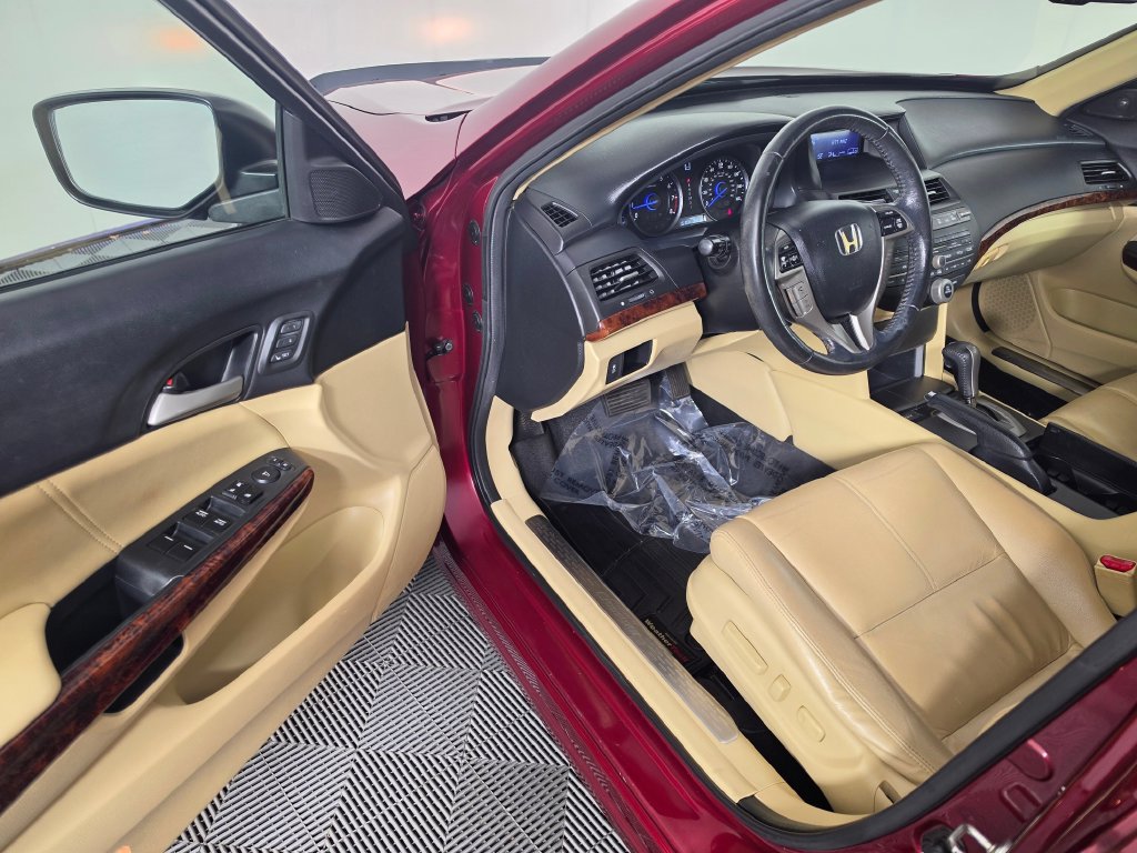 Used 2010 Honda Crosstour EX-L image 19