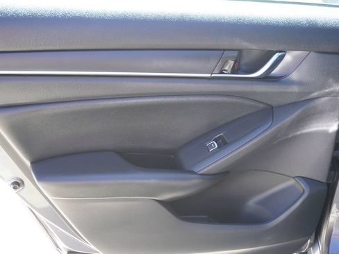 Used 2021 Honda Accord Hybrid image 17