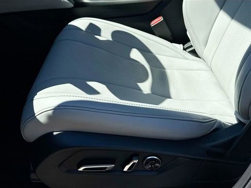 Used 2025 Acura MDX w/ Technology Package AWD/4WD image 22