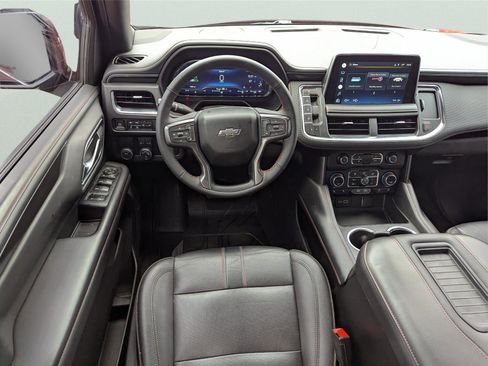 Used 2022 Chevrolet Tahoe RST w/ Luxury Package image 17