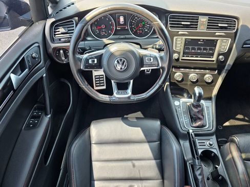 Used 2017 Volkswagen GTI SE FWD image 2