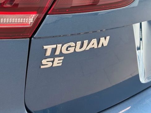 Used 2018 Volkswagen Tiguan SE FWD image 10