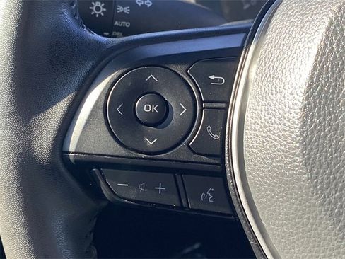 Used 2022 Toyota Corolla SE image 17