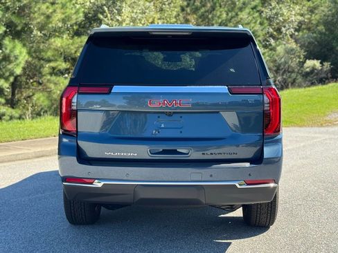 New 2026 GMC Yukon Elevation image 12