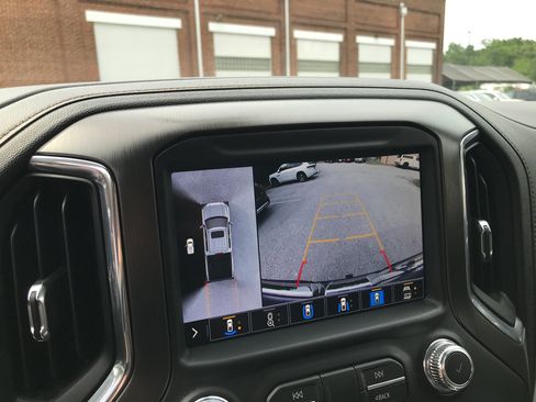 Used 2021 GMC Sierra 1500 AT4 w/ AT4 Value Package AWD/4WD image 22