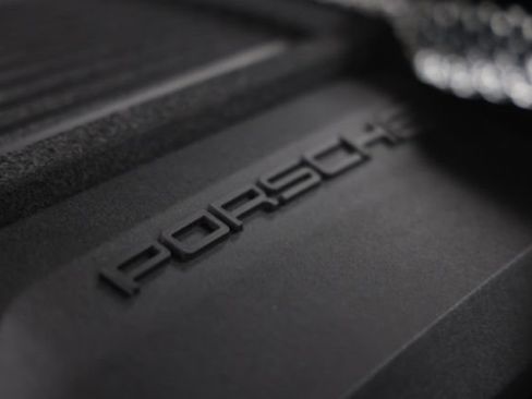 Used 2025 Porsche Macan AWD/4WD image 7
