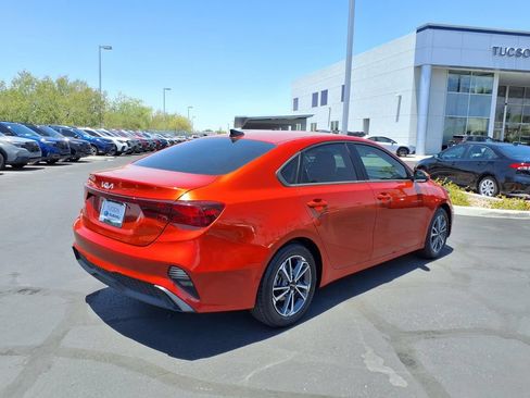 Used 2022 Kia Forte LXS w/ LXS Technology Package FWD image 10