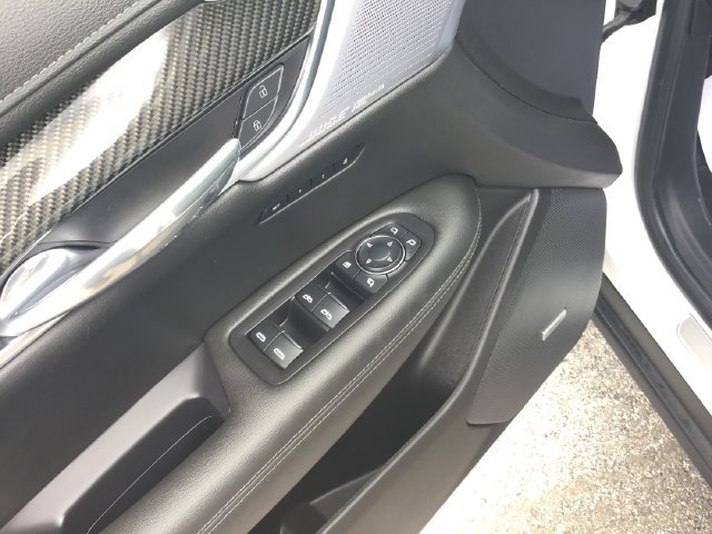 Used 2023 Cadillac XT6 Sport AWD/4WD image 17