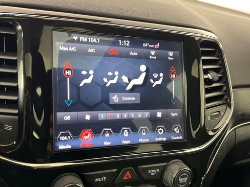 Used 2021 Jeep Grand Cherokee Limited w/ Quick Order Package 28K 80th image 32