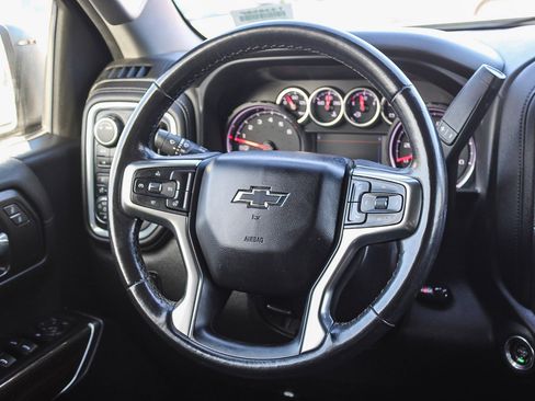 Used 2021 Chevrolet Silverado 1500 LT Trail Boss w/ Convenience Package II image 16