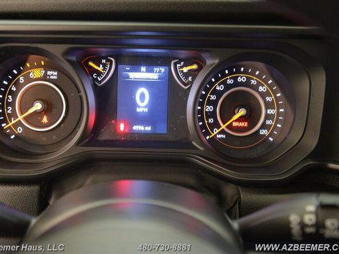 Used 2025 Jeep Wrangler Sport AWD/4WD image 24