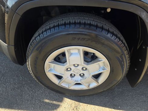 Used 2011 Honda Element LX image 26