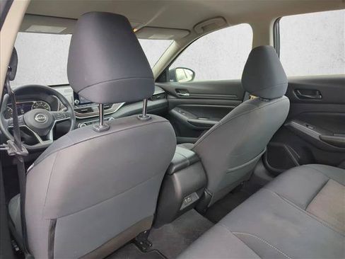 Used 2024 Nissan Altima 2.5 SV FWD image 22