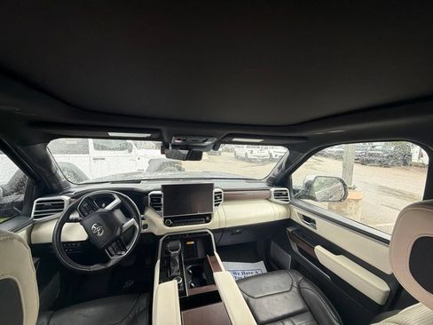 Used 2024 Toyota Sequoia Capstone AWD/4WD image 8