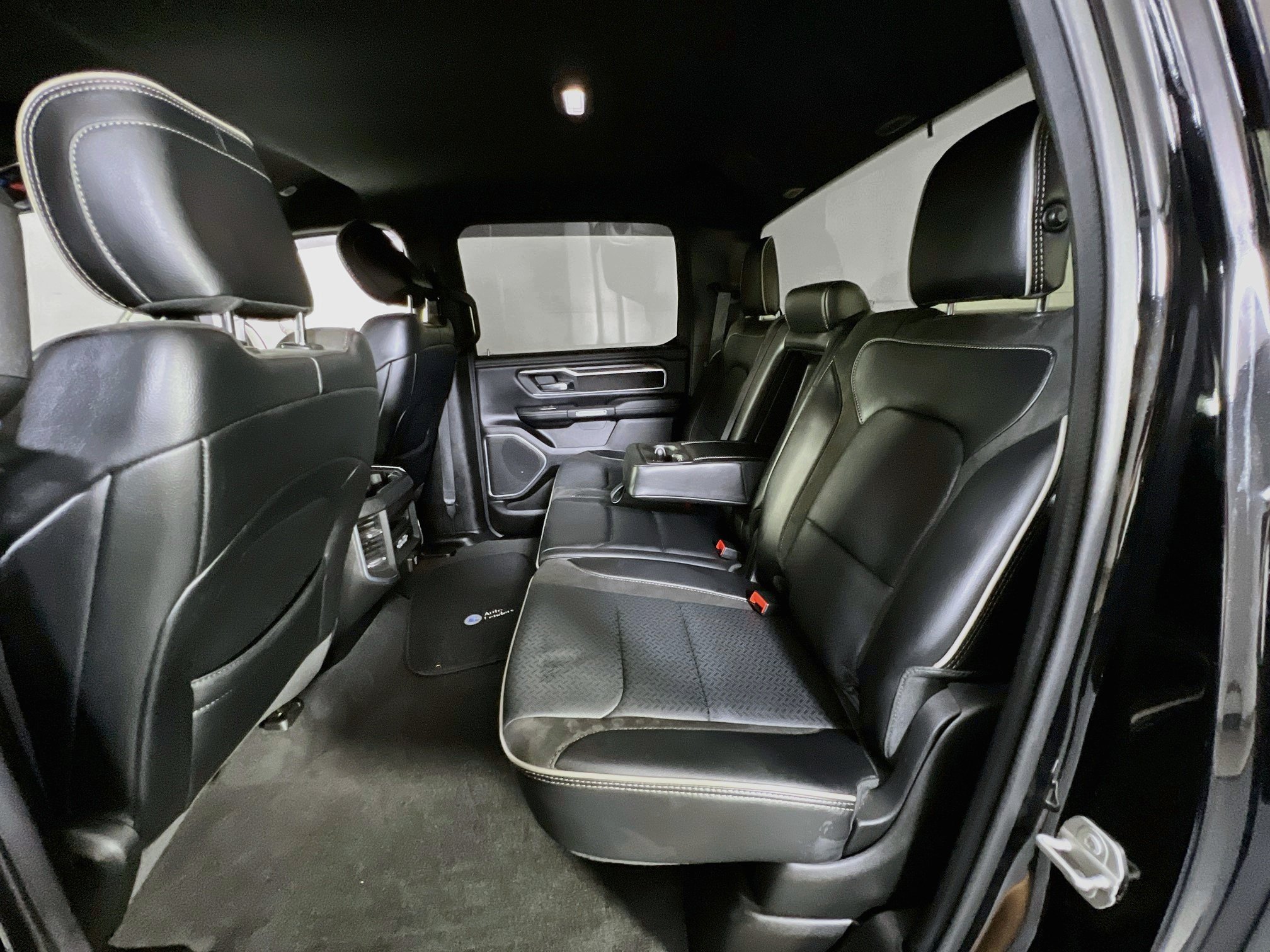 Used 2023 RAM 1500 Laramie AWD/4WD image 24