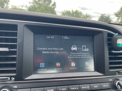 Used 2018 Hyundai Elantra Value Edition FWD image 8