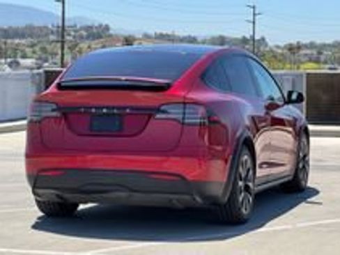 Used 2023 Tesla Model X AWD/4WD image 31