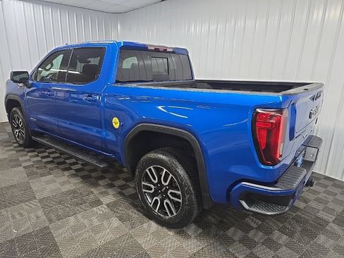 Used 2023 GMC Sierra 1500 AT4 w/ Technology Package AWD/4WD image 10