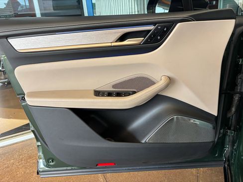 Used 2024 Porsche Macan Turbo Electric image 26