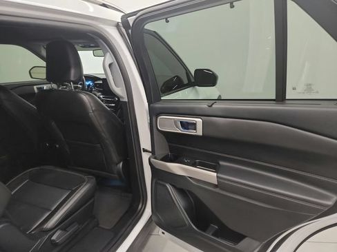 Used 2023 Ford Explorer Limited RWD image 29