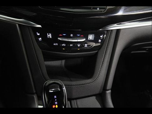 Certified 2025 Cadillac XT6 Premium Luxury w/ Platinum Package AWD/4WD image 16
