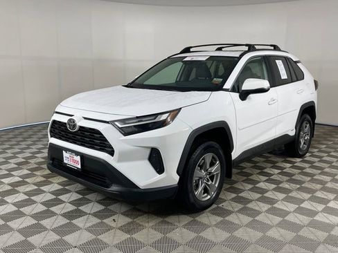 Used 2025 Toyota RAV4 XLE w/ Convenience Package image 1