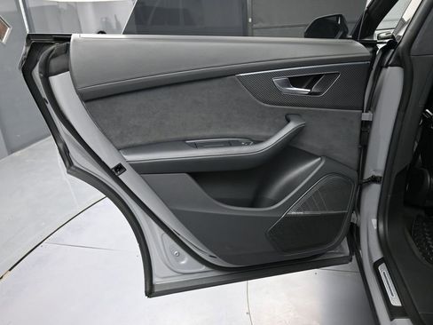 Used 2024 Audi RS Q8 image 24