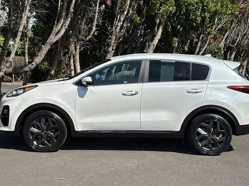 Used 2020 Kia Sportage S image 7