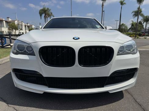 Used 2014 BMW 740i image 14