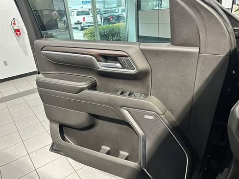Certified 2023 GMC Sierra 1500 SLT w/ SLT Premium Plus Package image 28