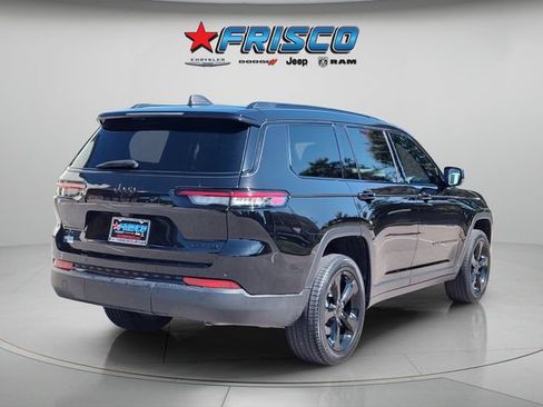 Used 2024 Jeep Grand Cherokee L Limited w/ Black Appearance Package AWD/4WD image 8