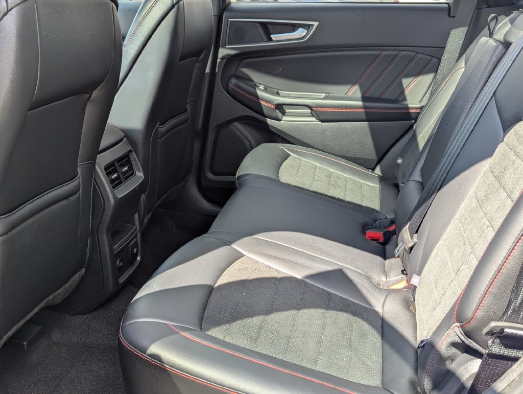 Used 2024 Ford Edge ST-Line AWD/4WD image 22