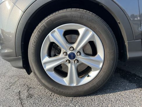 Used 2016 Ford Escape SE FWD image 12