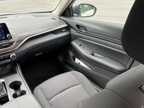 New 2026 Nissan Altima 2.5 SV FWD image 33