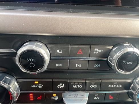 Used 2025 Ford F150 XLT w/ Equipment Group 302A MID AWD/4WD image 28