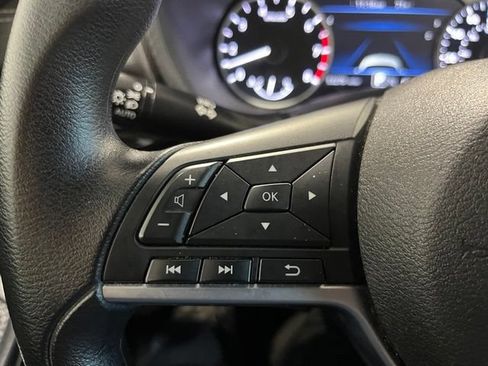 Used 2024 Nissan Sentra SV FWD image 23