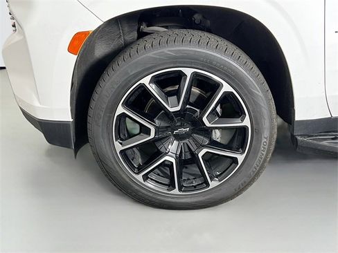 Used 2023 Chevrolet Tahoe RST image 28