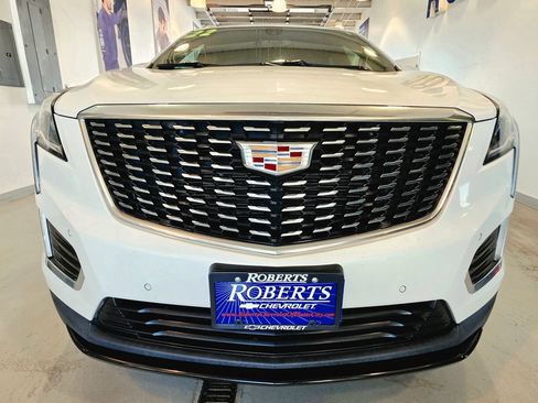 Used 2022 Cadillac XT5 Luxury FWD image 3