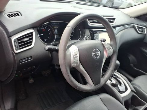 Used 2016 Nissan Rogue SL w/ SL Premium Package FWD image 8