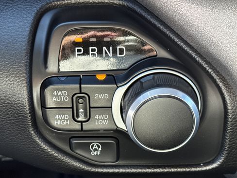 Used 2025 RAM 1500 Big Horn image 28