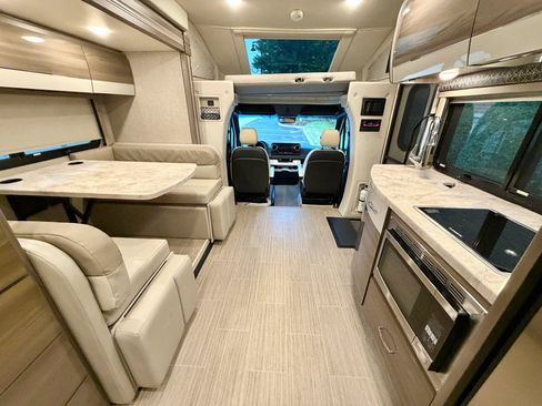 Used 2020 Mercedes-Benz Sprinter 3500 image 65