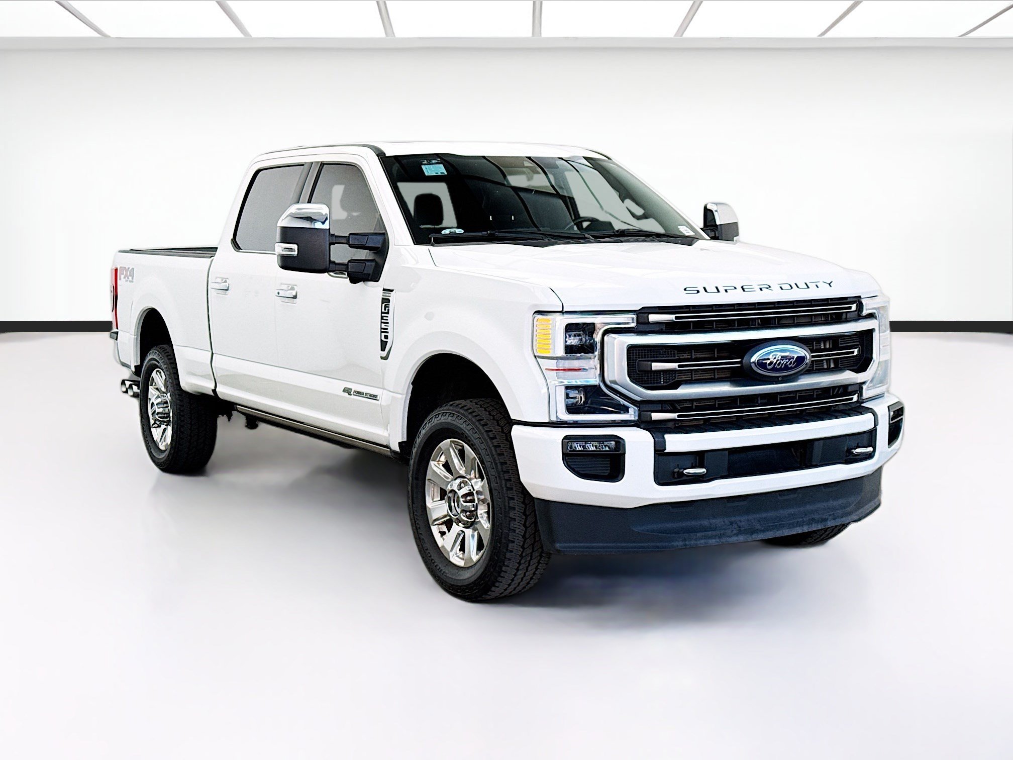 Used 2021 Ford F350 Platinum w/ FX4 Off-Road Package AWD/4WD image 3