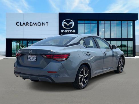 Used 2024 Nissan Sentra SV FWD image 5