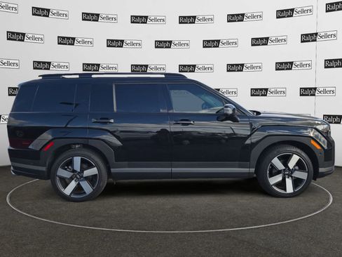 Certified 2025 Hyundai Santa Fe Limited image 7