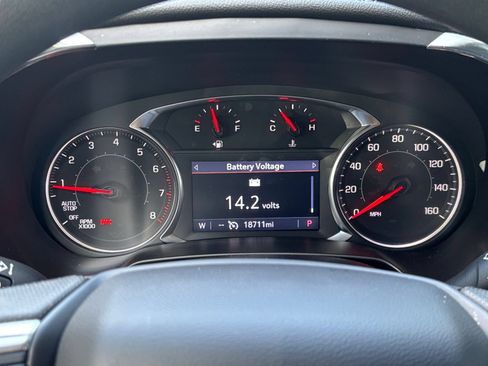 Used 2025 Chevrolet Blazer LT FWD image 40