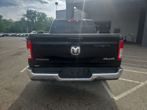 Used 2022 RAM 1500 Big Horn AWD/4WD image 4